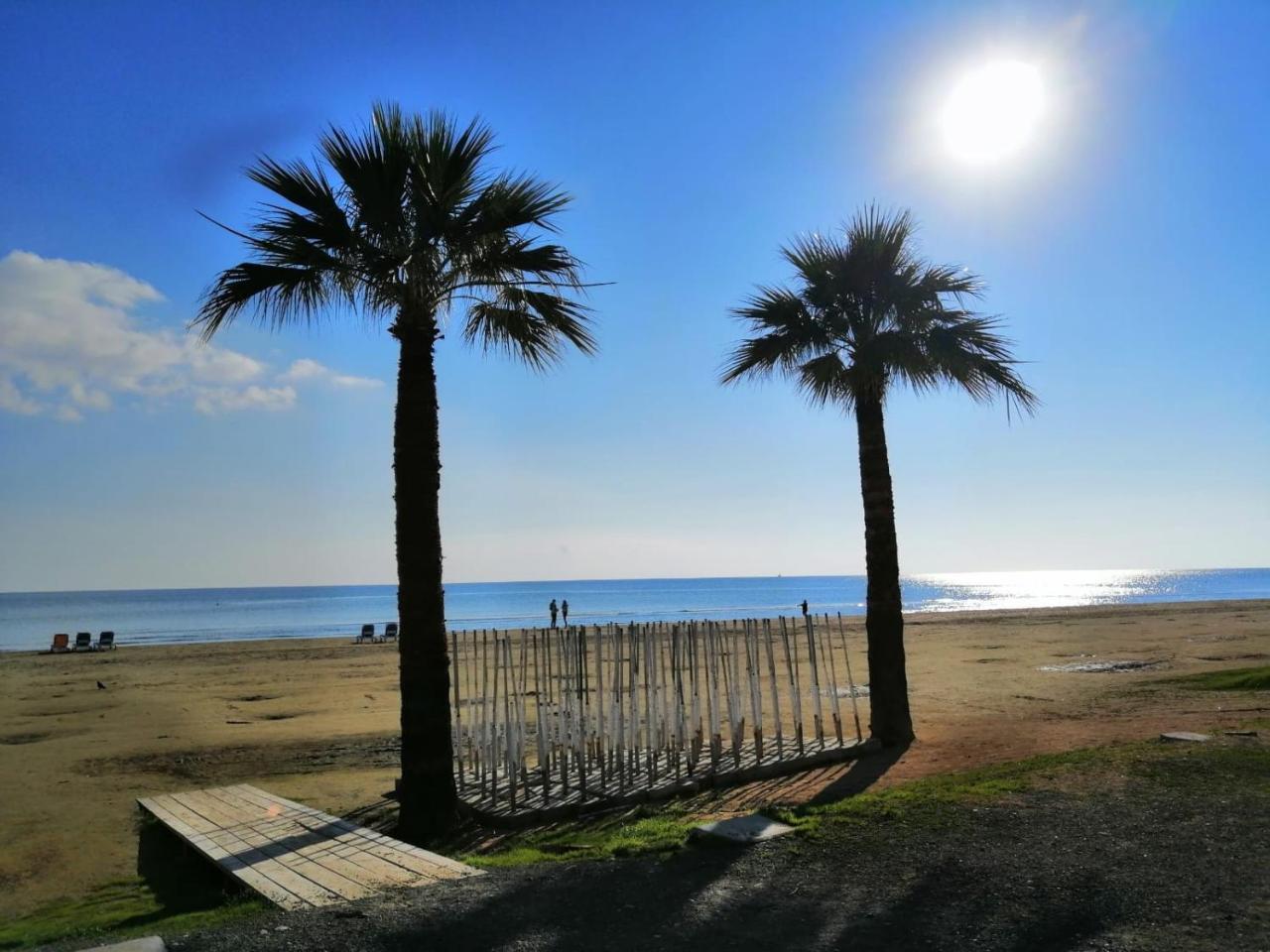 Ithaki Phinikoudes Apartment No. 201 Larnaca Luaran gambar